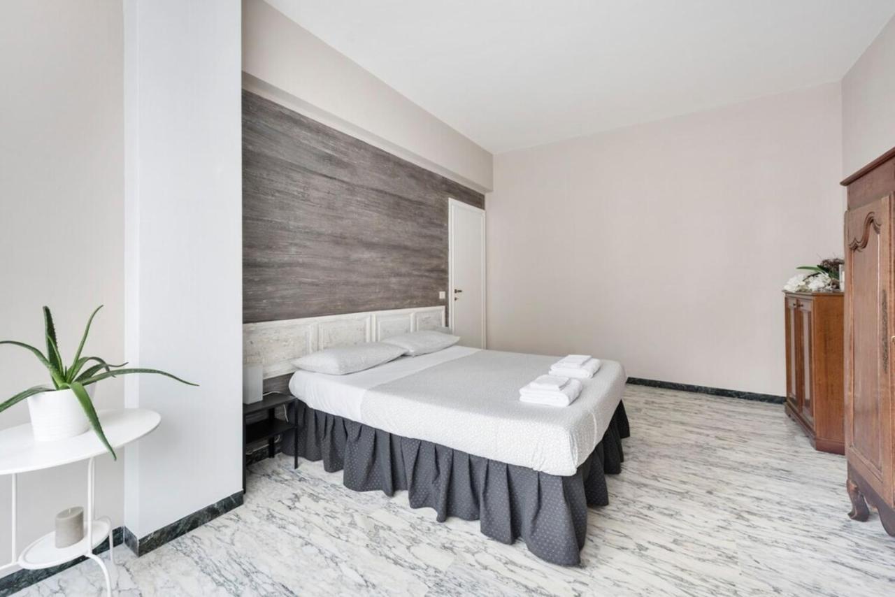 Appartement Regina Luxury Flat à Rome Extérieur photo