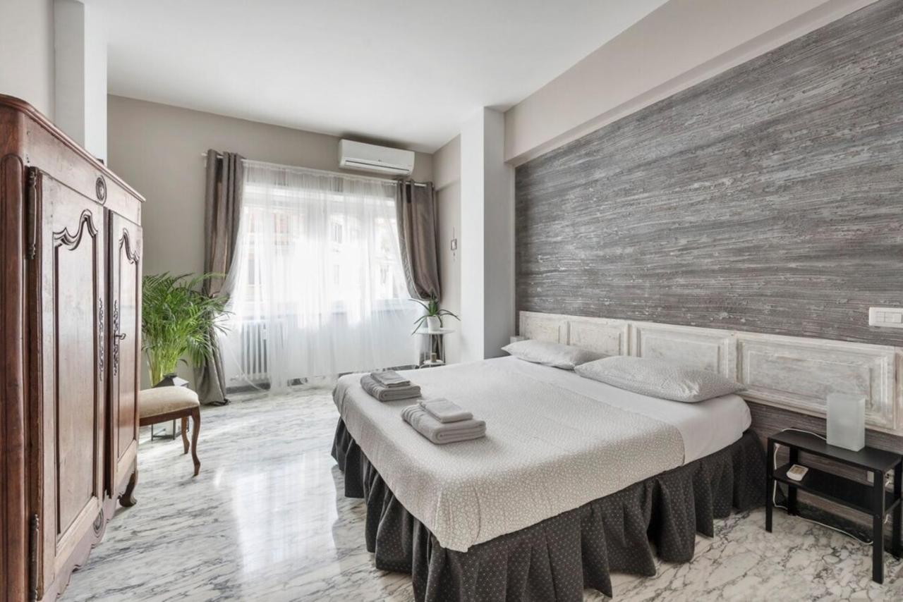 Appartement Regina Luxury Flat à Rome Extérieur photo