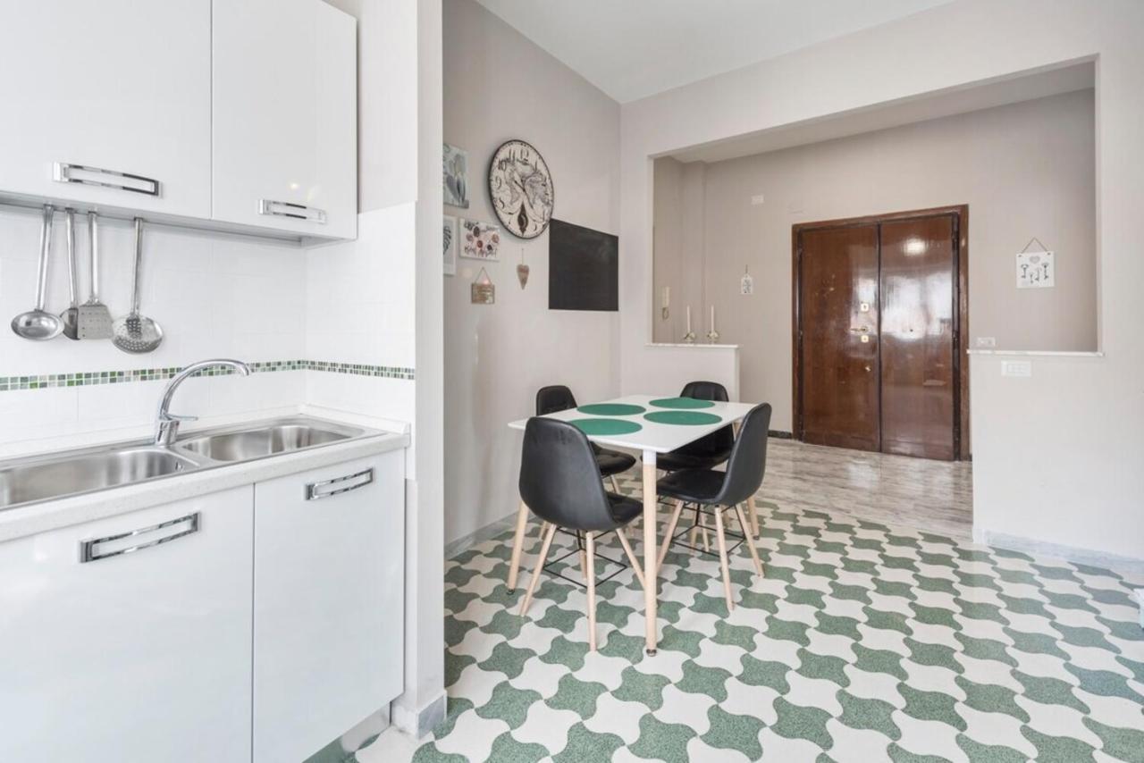 Appartement Regina Luxury Flat à Rome Extérieur photo